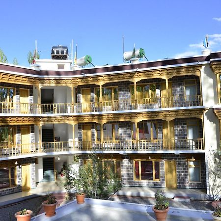 Hotel Lhalingkha Leh Esterno foto