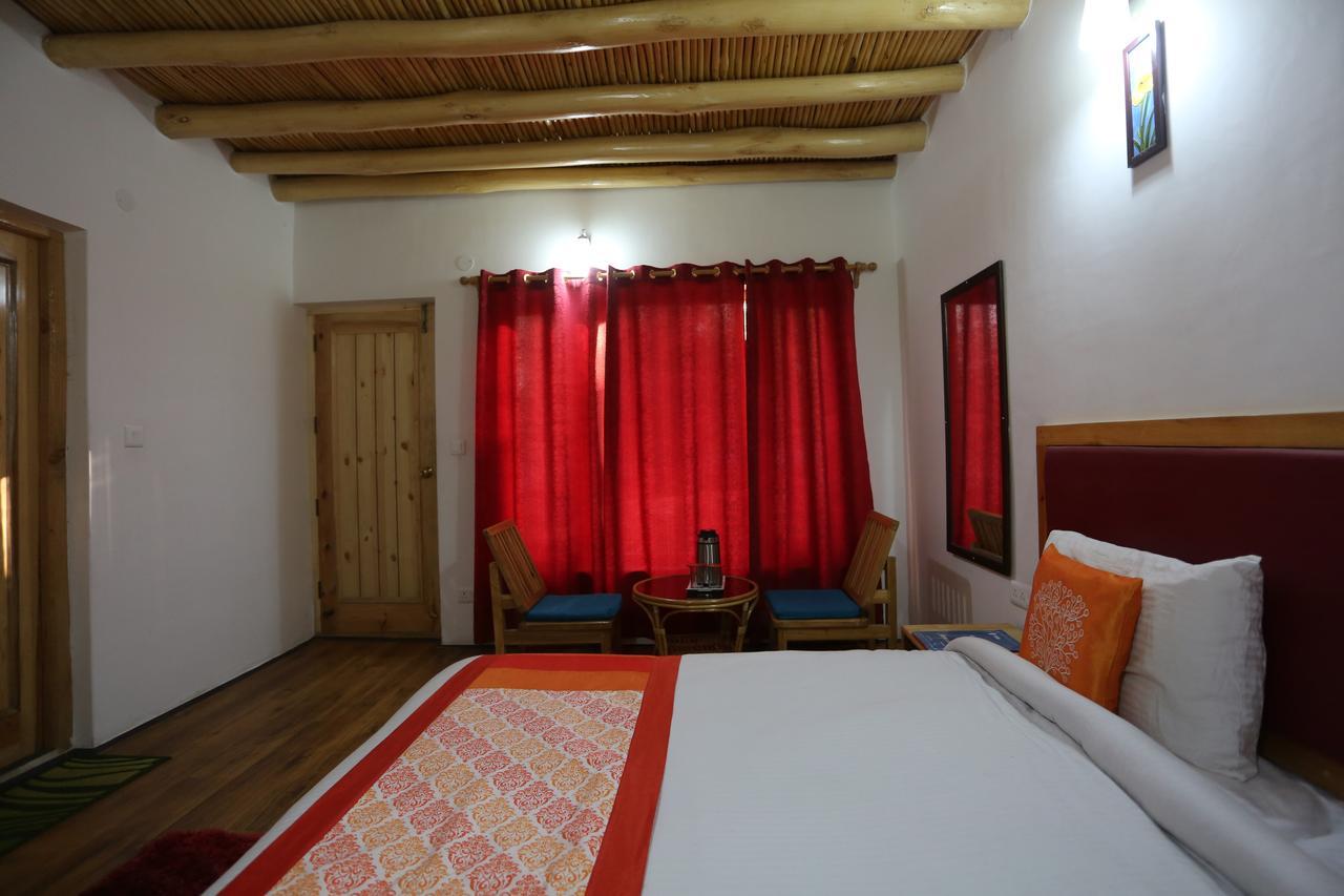 Hotel Lhalingkha Leh Esterno foto